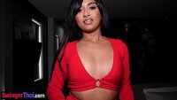 Beautiful young woman who tries to have anal sex and succeeds
